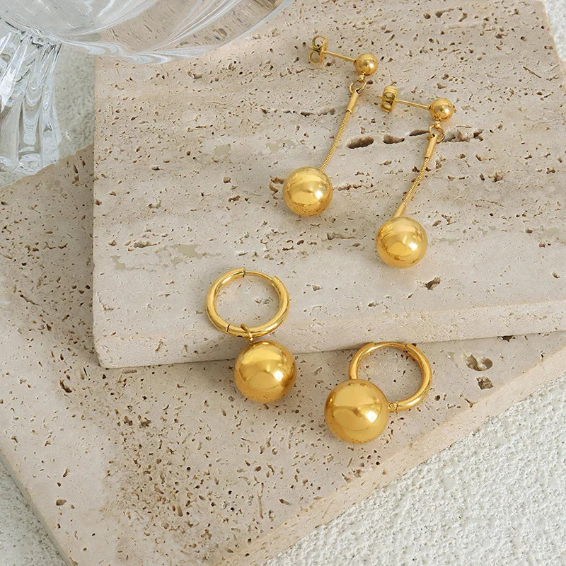 Classic Necklace, Earrings, Bracelet Set Classic Necklace, Earrings, Bracelet Set